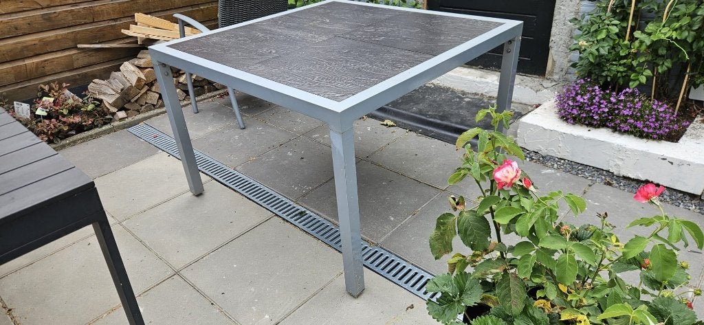 buiten tafel 1 bij 1 meter, Ophalen, Overige materialen, Gebruikt, 50 tot 100 cm