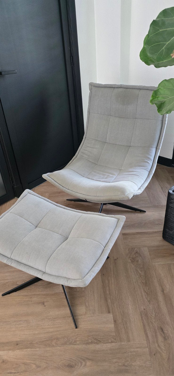 Fijne blauwgrijze fauteuil met voetenbankje, Huis en Inrichting, Fauteuils, Ophalen, Gebruikt, 75 tot 100 cm, Stof