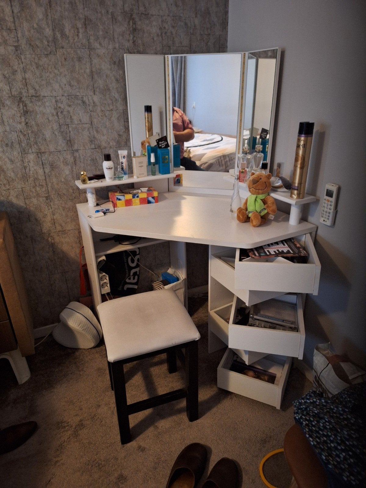 Witte kaptafel met spiegel en krukje, Ophalen, 100 tot 150 cm, 100 tot 150 cm, Zo goed als nieuw