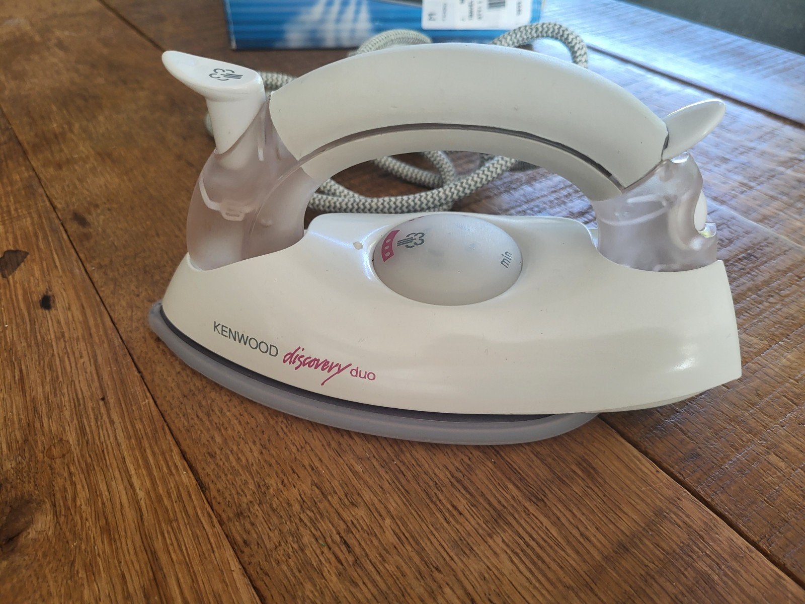 Kenwood Discovery Duo Reisstrijkijzer ST60 – Nieuw in doos!, Ophalen of Verzenden, Nieuw, Strijkijzer met snoer