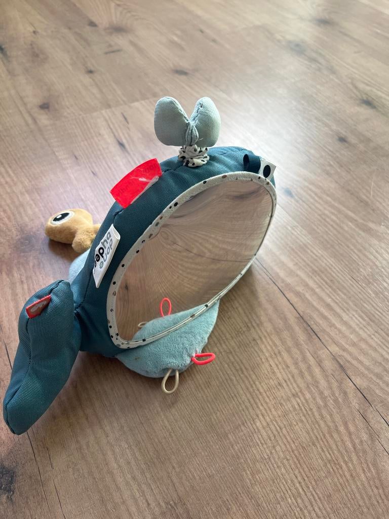 Done by Deer walvis speeltje met spiegel en trektouwtjes, Ophalen of Verzenden, Gebruikt, Overige typen