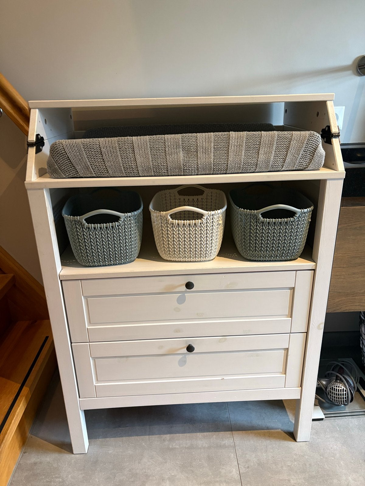 Praktische Ikea Sundvik commode met lades en opklapbaar blad, Ophalen, Gebruikt, 50 tot 70 cm, 75 tot 100 cm