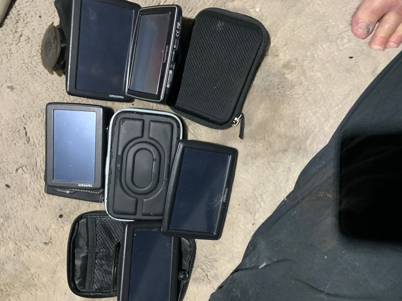 TomTom navigatiesysteme GPS CAR HOUSSE CABLESINCL AND COVERS, Ophalen of Verzenden, Zo goed als nieuw