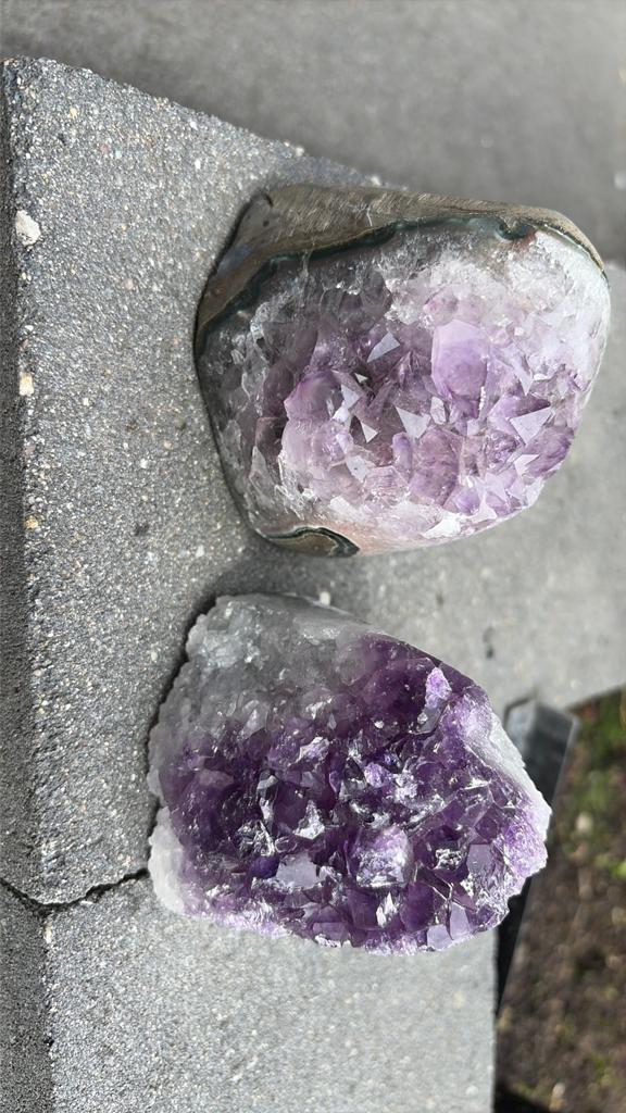 Amethyst cluster 2 x, Ophalen of Verzenden, Mineraal