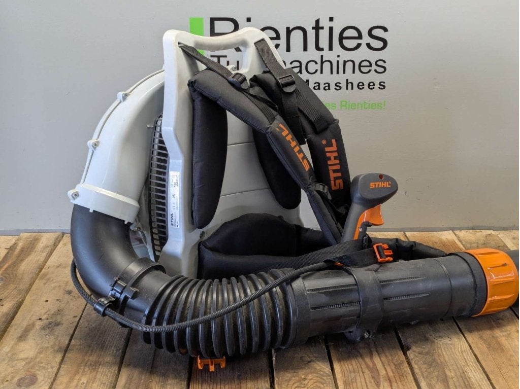 Stihl BR 700  professionele bladblazer, Tuin en Terras, Info@stihl.nl, Gebruikt, STIHL, Ophalen of Verzenden