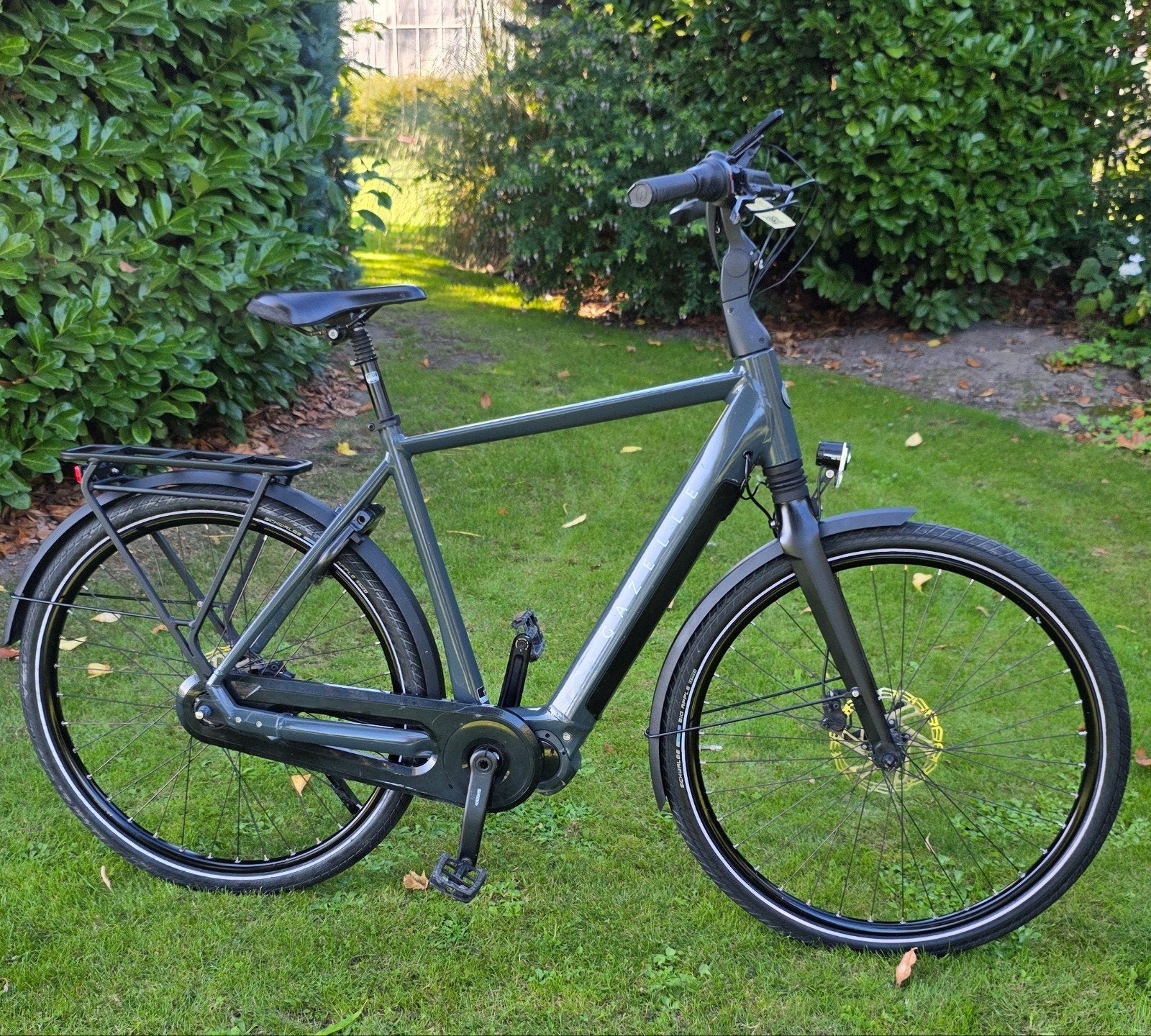 Foto 2 van E-bike Gazelle Chamonix C7 HMS / 2023 / 2801 km