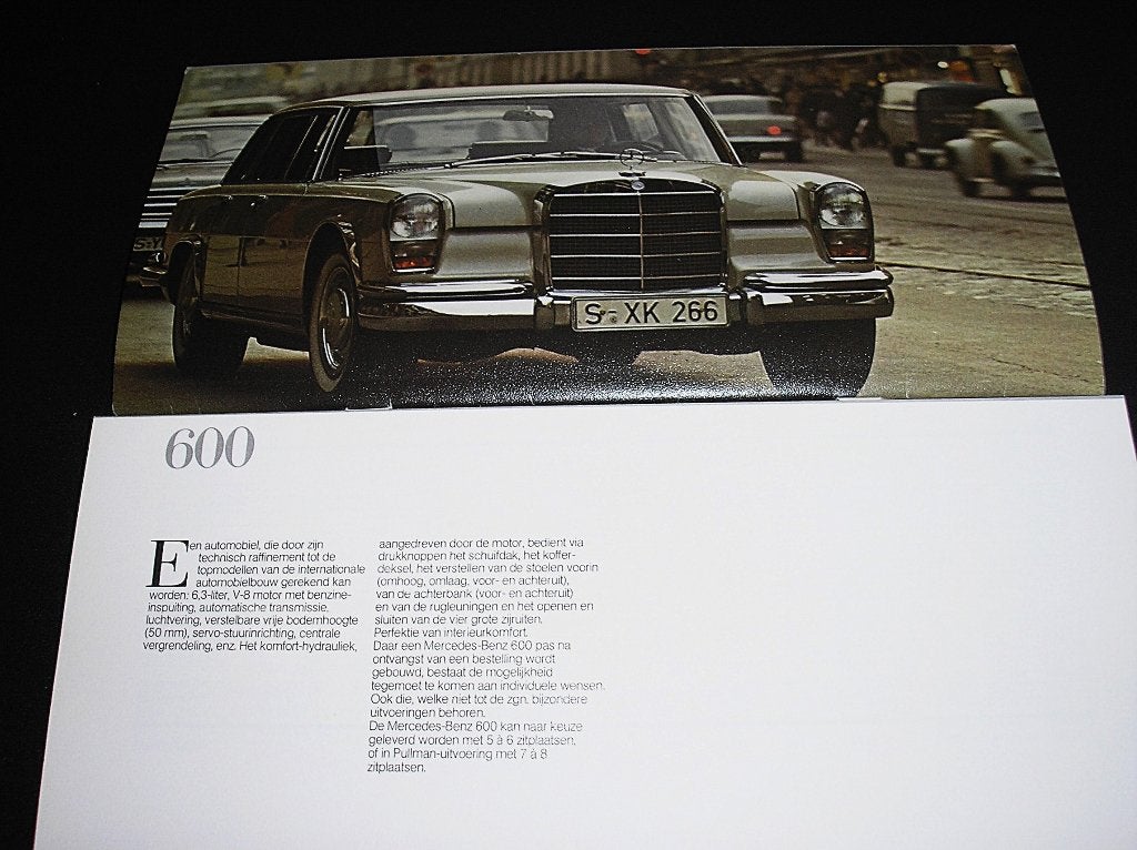 Mercedes-Benz personenwagenprogramma, januari 1975, Ophalen of Verzenden, Gelezen, Mercedes