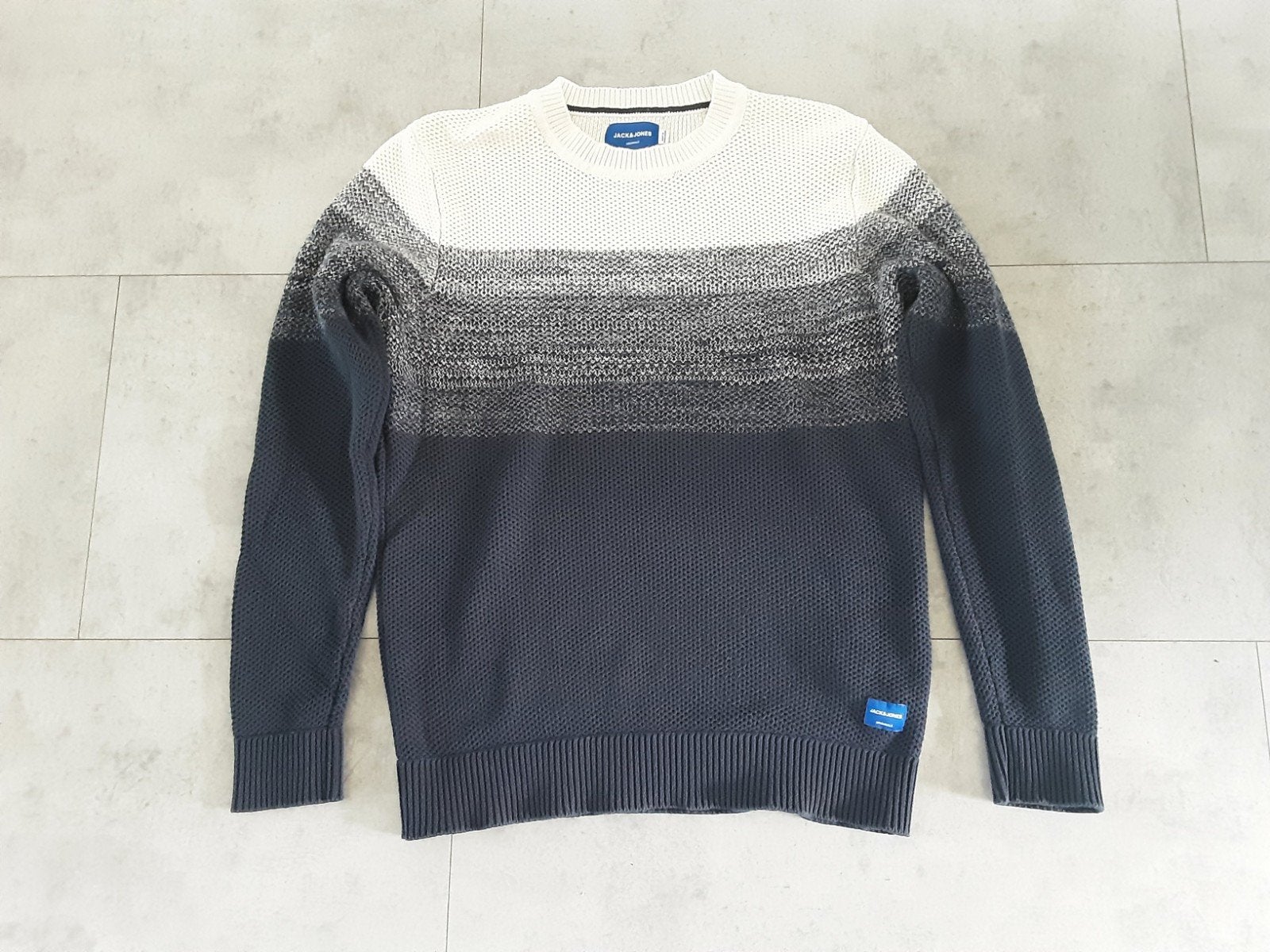 Jack en Jones trui
Maat M
Nieuw, Ophalen of Verzenden, Nieuw