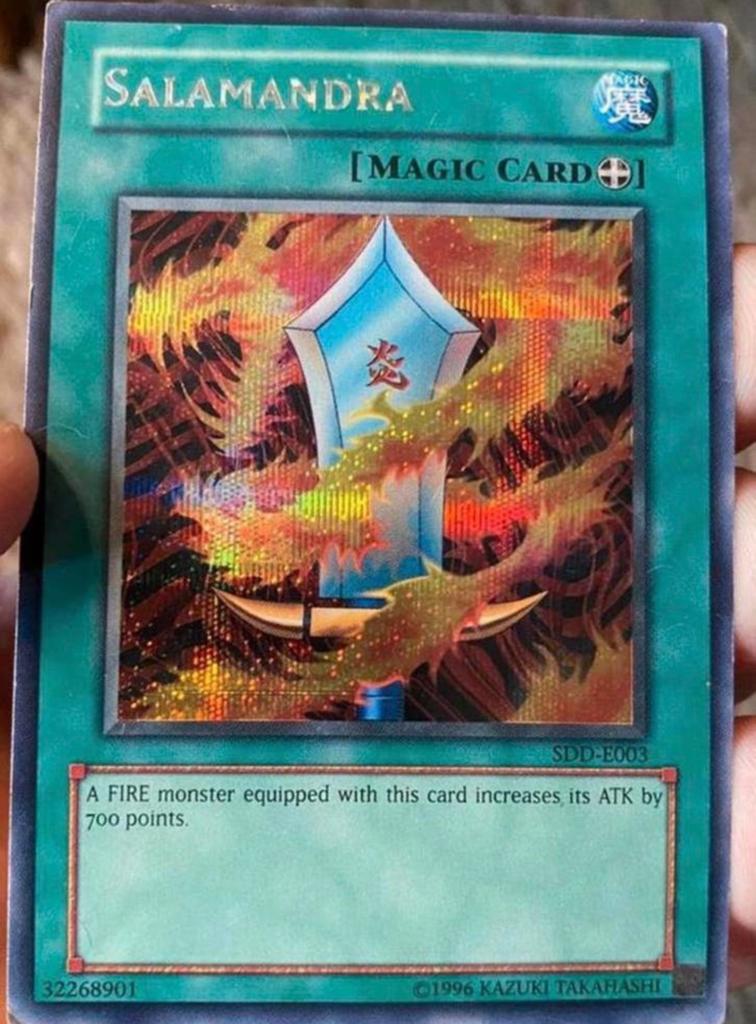 Yu-Gi-Oh! Salamandra SDD Old Promo !, Ophalen of Verzenden, Gebruikt, Losse kaart, Foil