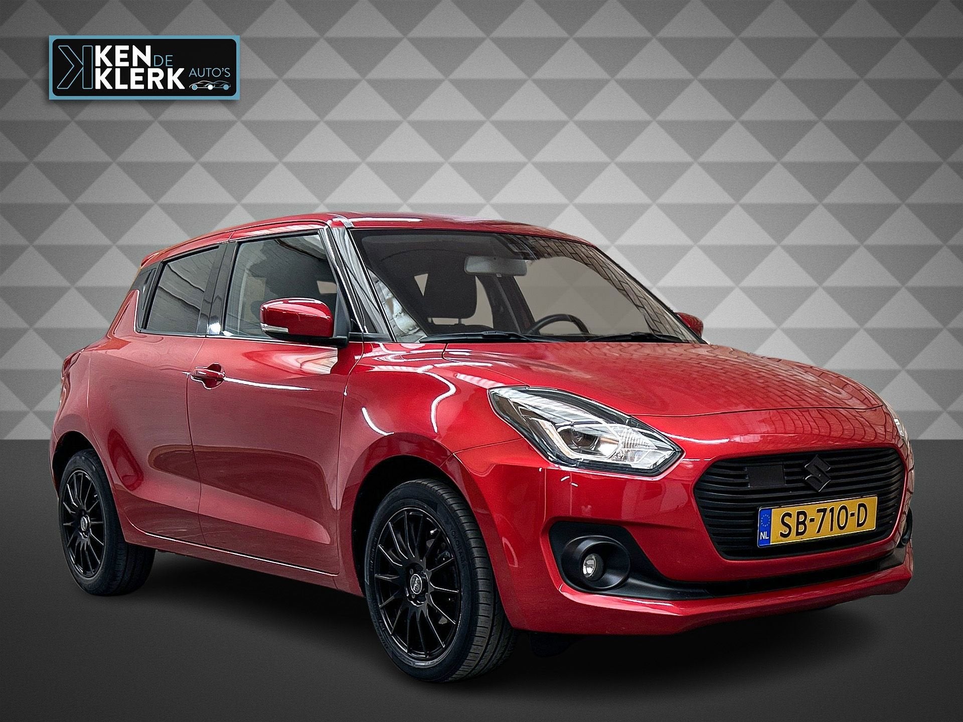 Suzuki Swift 1.0 Stijl Smart Hybrid |Keyless |NAP!, Voorwielaandrijving, Gebruikt, Euro 6, 850 kg