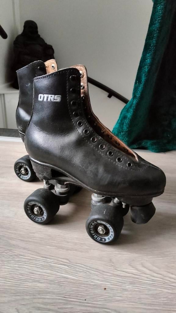 Zwarte rolschaatsen - OTRS - Maat 35, Ophalen of Verzenden, Gebruikt, Dames