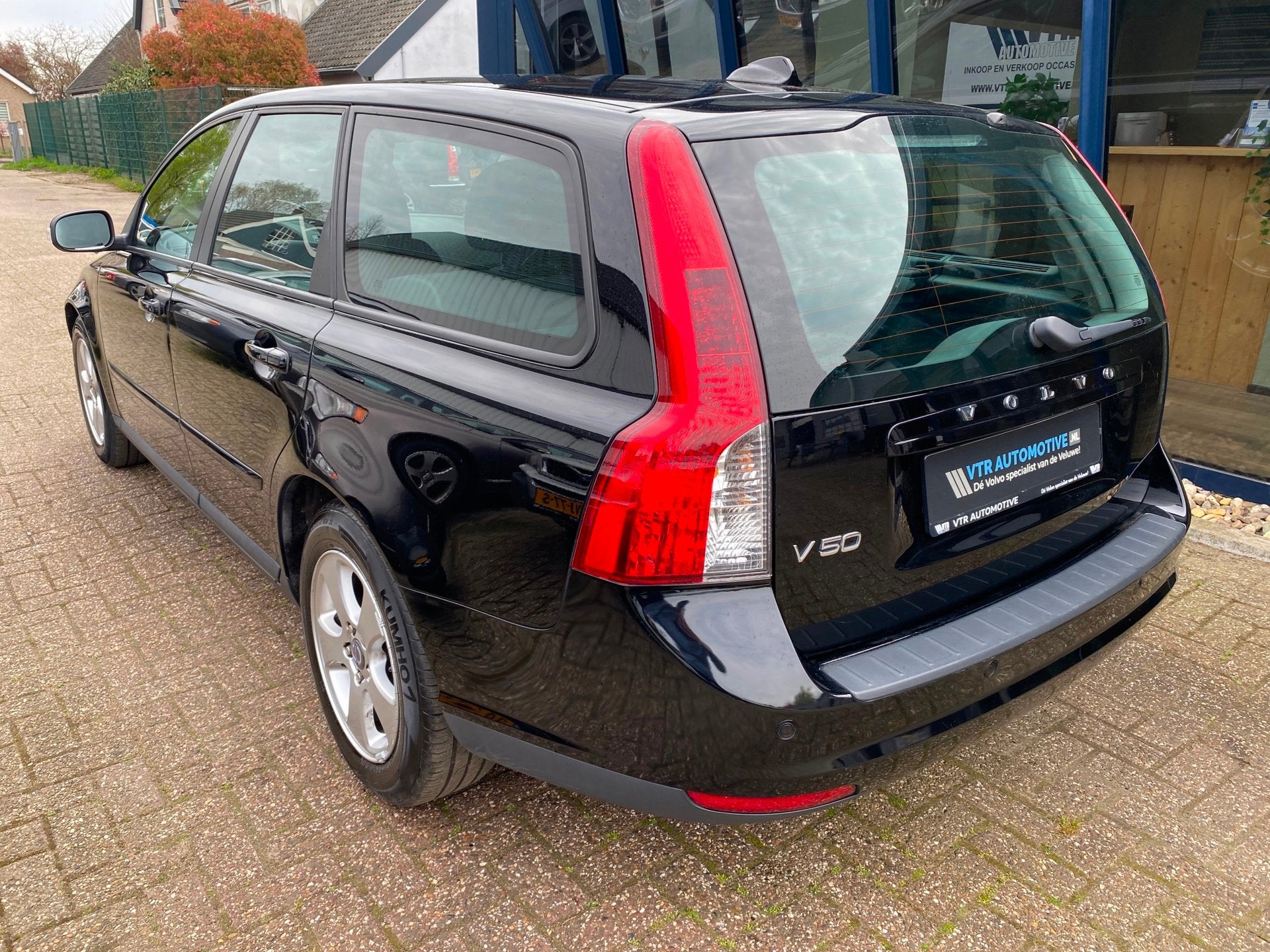 Volvo V50 1.8 Edition I NAVI / XENON / PDC, Voorwielaandrijving, Gebruikt, Zwart, 4 cilinders