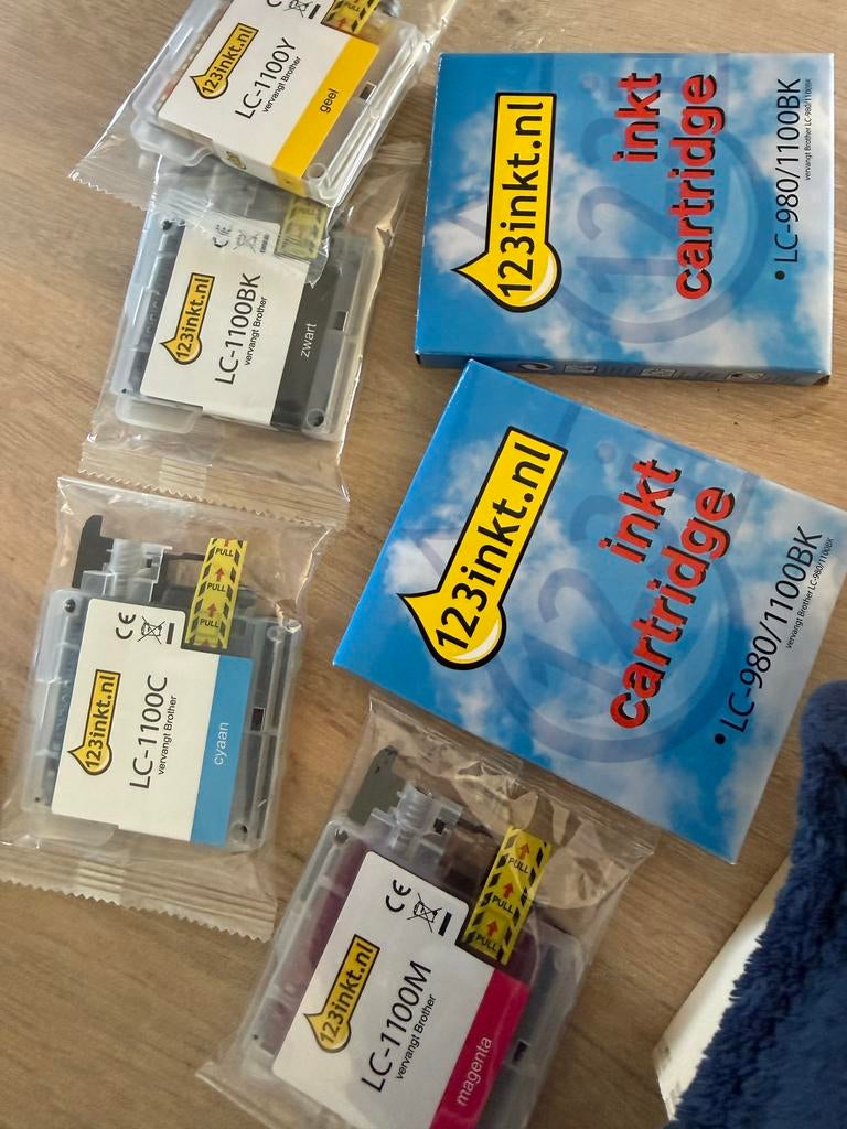 LC-1100 Inktcartridges (4 kleuren) en zwart, Cartridge, Nieuw, Ophalen of Verzenden, X