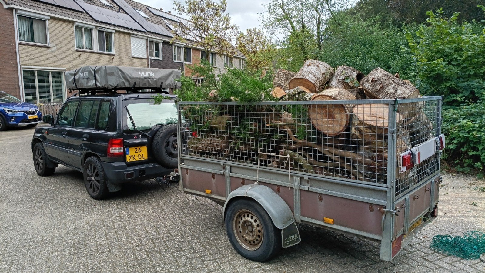 Gemengd stamhout / brandhout 3,25 kuub, 3 tot 6 m³, Ophalen, Overige houtsoorten, Stammen