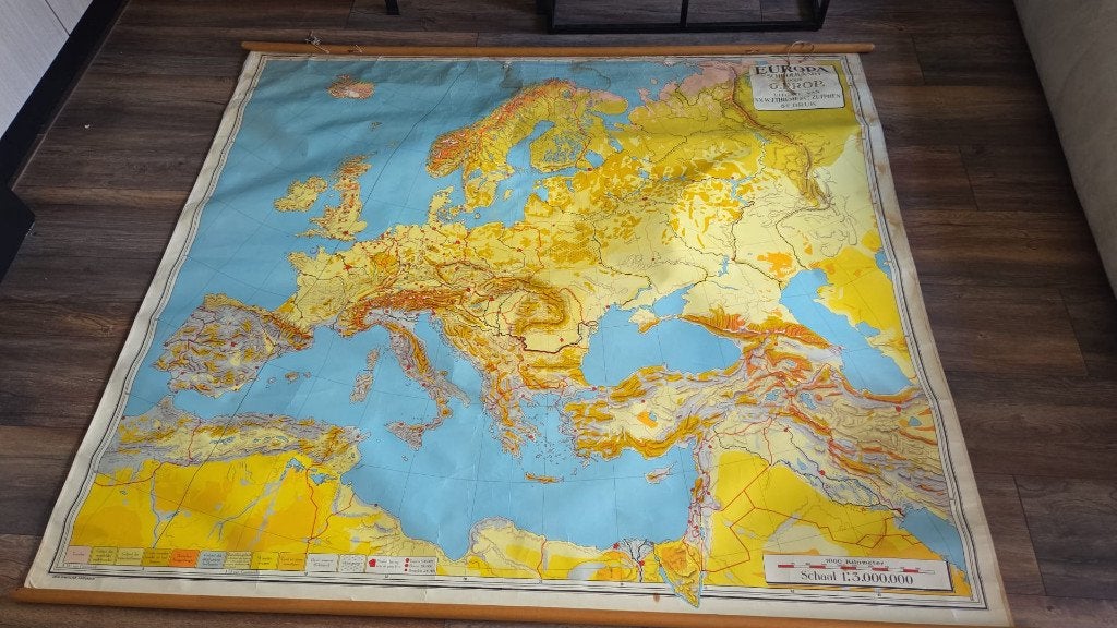Oude schoolkaart Europa – 170 200 cm