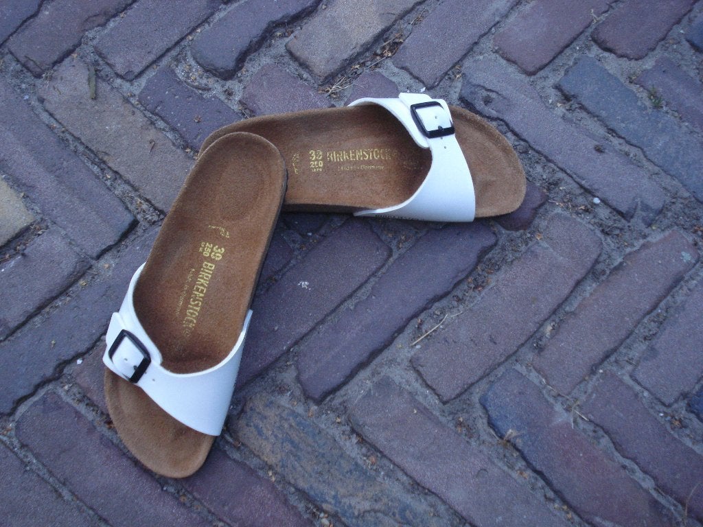 BIRKENSTOCK MADRID WIT 39 NU GRATIS VERZENDING PER POST, Slippers, Verzenden, Wit, Nieuw