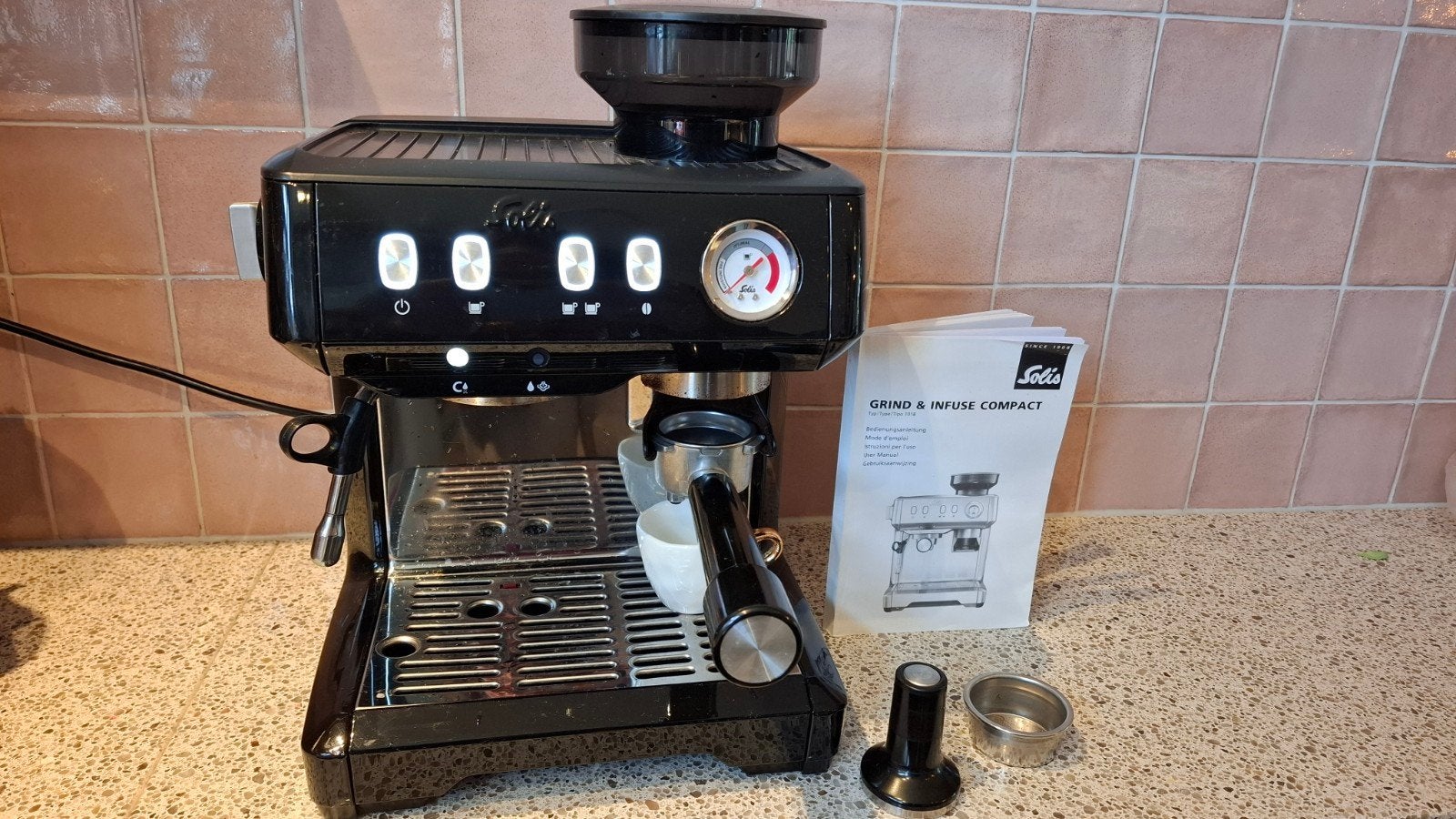 Solis Grind & Infuse Compact Espresso Koffiemachine - ZGAN, Witgoed en Apparatuur, Ophalen of Verzenden, Zo goed als nieuw, Espresso apparaat