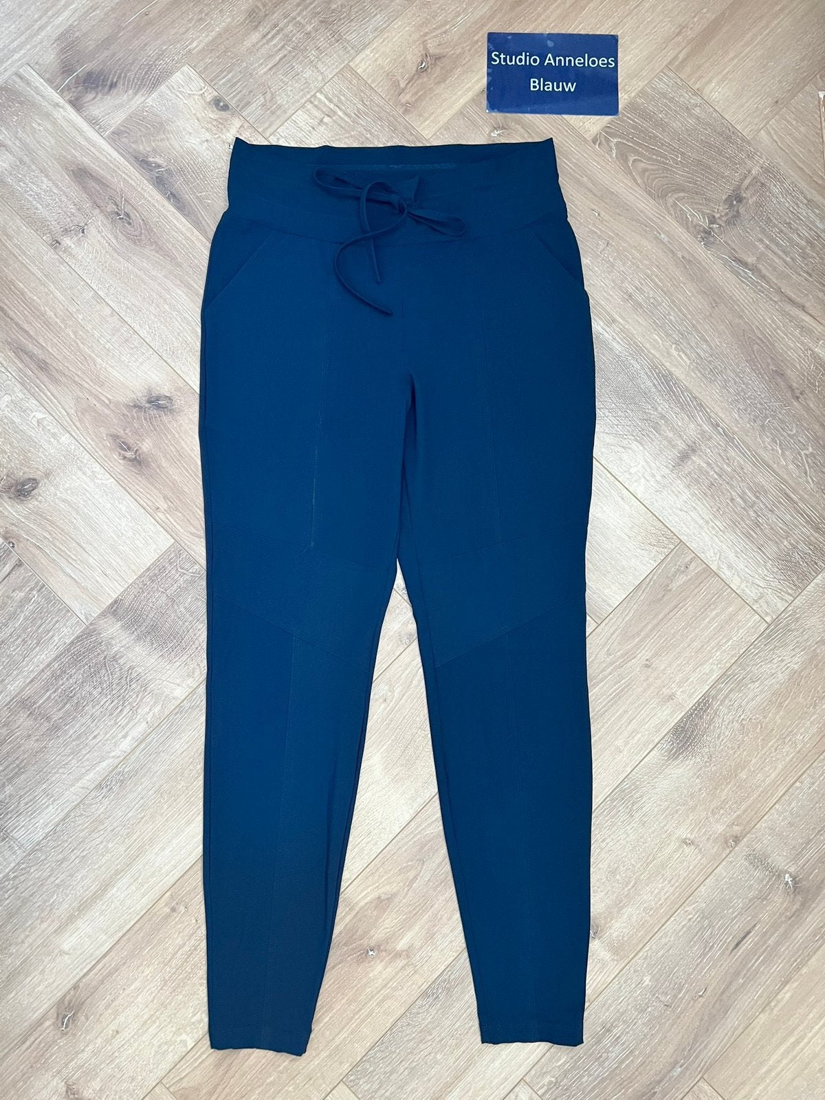 Studio anneloes new franka broek M donkerblauw travelstof, Maat 38/40 (M), Blauw, Ophalen of Verzenden, Zo goed als nieuw