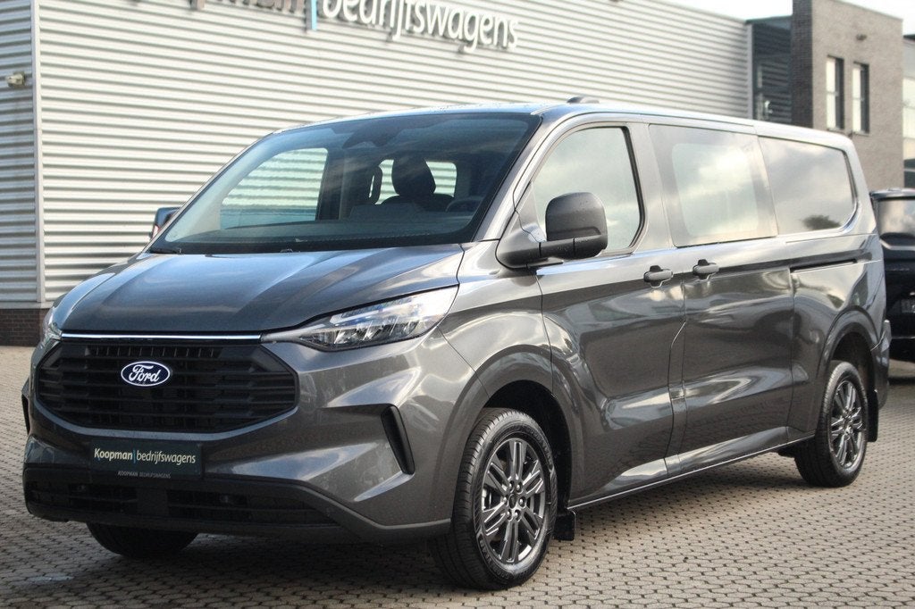 Ford Transit Custom 320 2.0TDCI 136pk L2H1 Trend DC | L+R Zi, Auto's, Voorwielaandrijving, 136 pk, 4 cilinders, 2500 kg