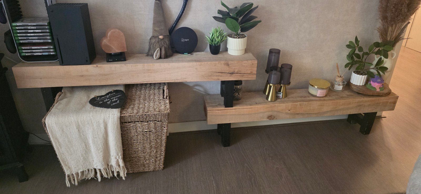 Robuuste houten tv-meubel, Ophalen, 150 tot 200 cm, Zo goed als nieuw, Minder dan 100 cm