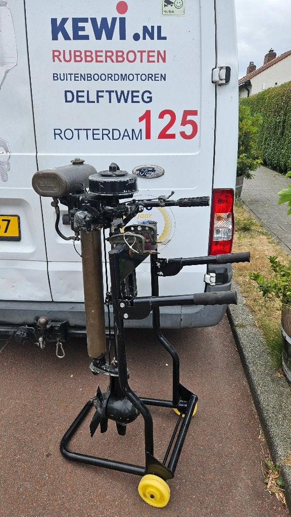 Seagull Antieke buitenboordmotor uit 1970, Ophalen, Gebruikt, Motor en Techniek