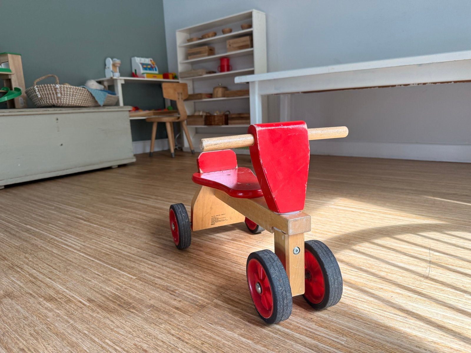 Houten loopfietsje rood - Ideaal voor de kleintjes, Ophalen, Gebruikt, Loopfiets