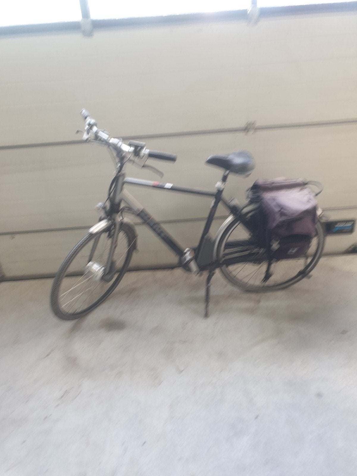 Giant elektrische fiets met fietstassen (accu's defect), Ophalen, Gebruikt