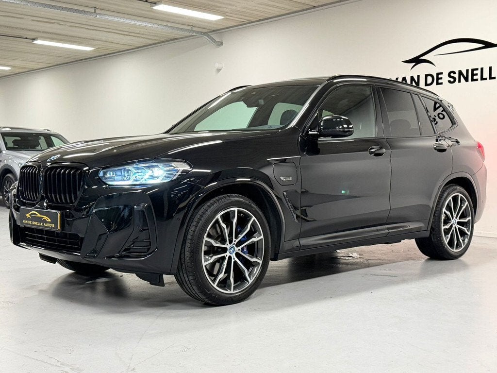 BMW X3 XDrive30e M-PAKKET/CARBON/360CAM/LASER/PANO/HUD, 1998 cc, Gebruikt, Euro 6, 2000 kg