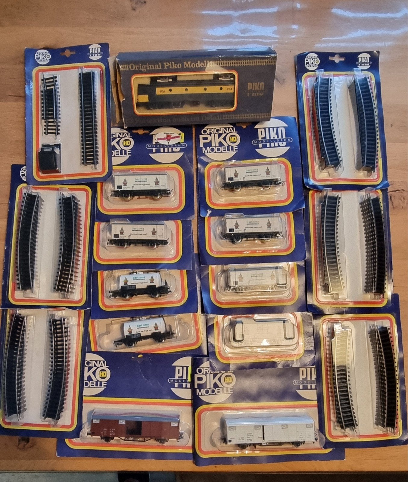 Piko H0 Treinset met Locomotief, Wagons en Rails, Gelijkstroom, Nieuw, NS, Piko