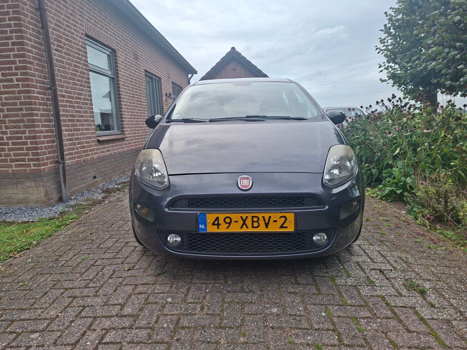 Fiat Punto 0.9 Twinair 85 5-D 2012 Grijs, Auto's, Fiat, Voorwielaandrijving, 49 €/maand, Origineel Nederlands, 24 km/l