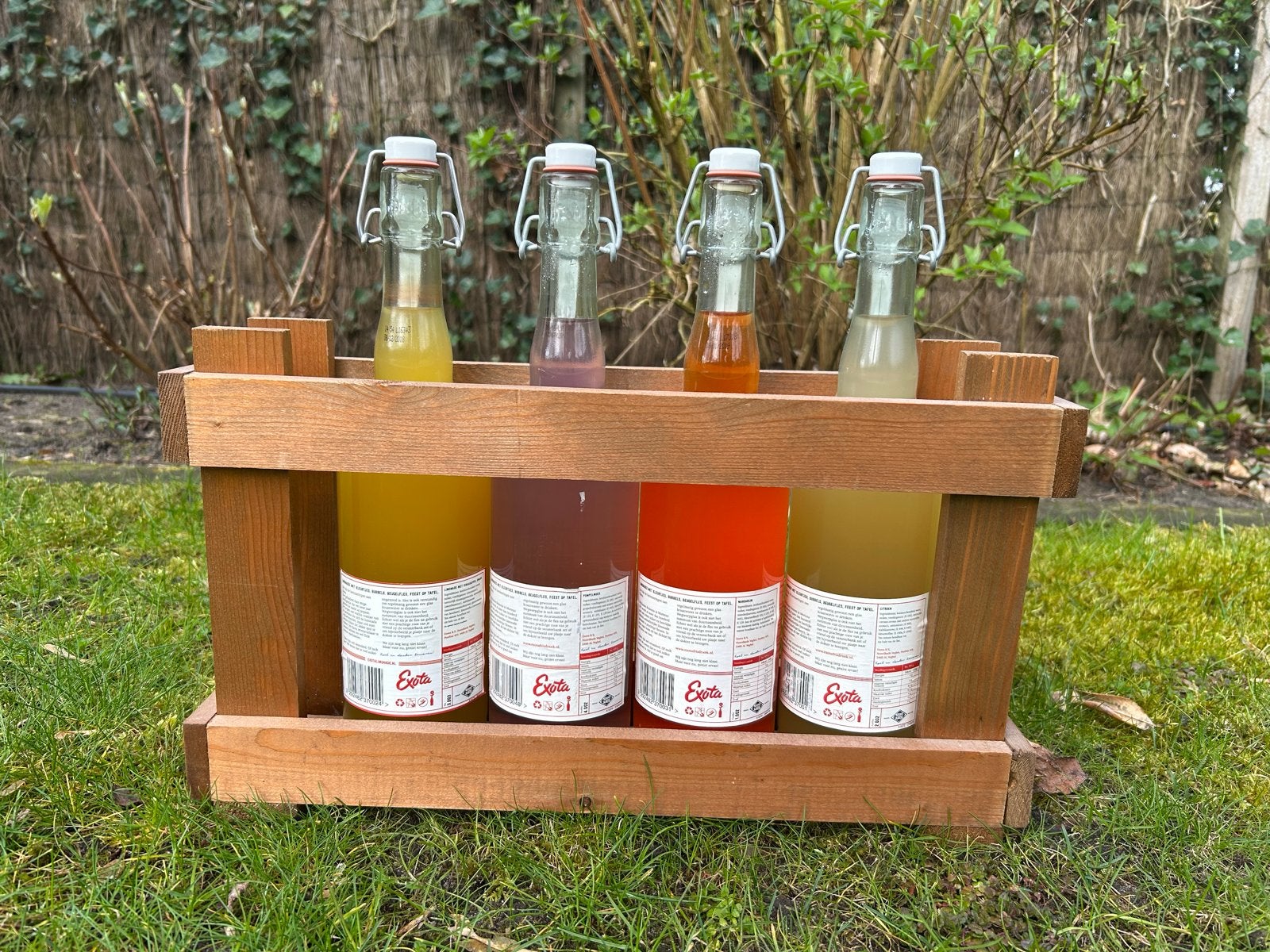Houten krat met 4 flessen ambachtelijke limonade, Ophalen, Nieuw