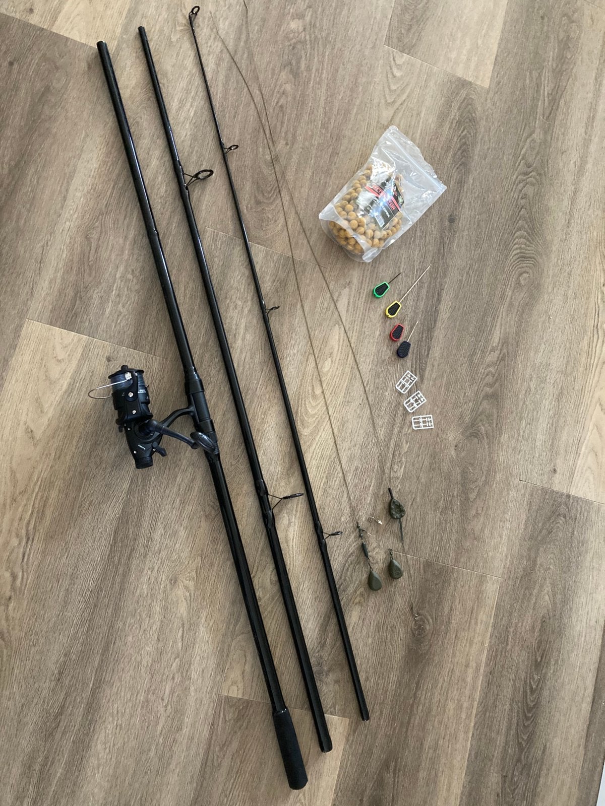 Complete karperhengel catchmax 2,75lb met rigs en boilies, Ophalen, Zo goed als nieuw, Werphengel