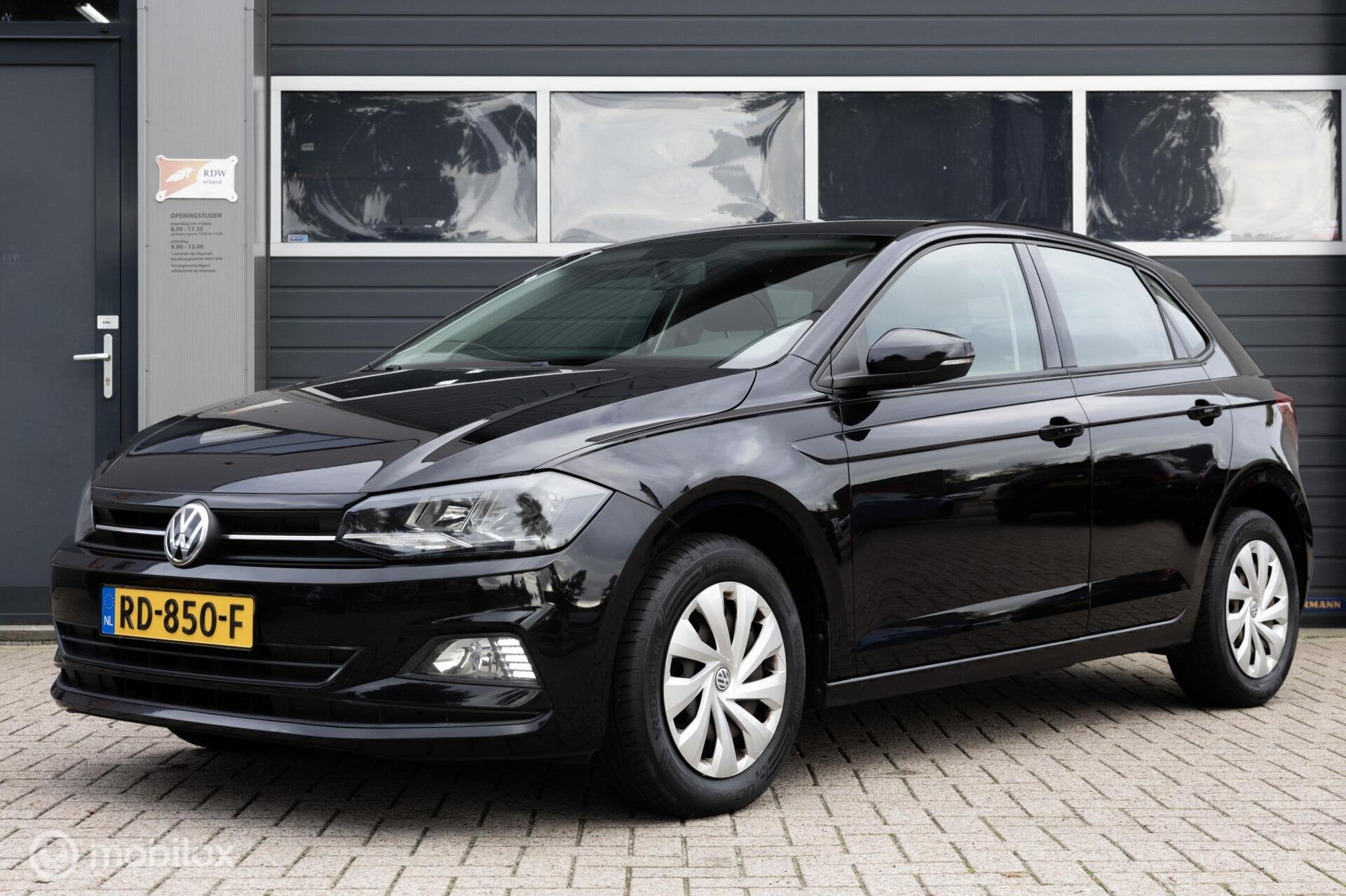 Volkswagen Polo 1.0 TSI Highline Cruise Navi Carplay NW MODE, Auto's, 40 €/maand, Euro 6, Origineel Nederlands, Handgeschakeld