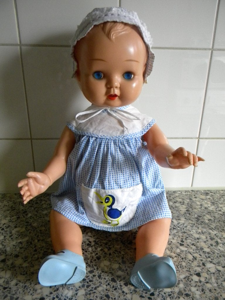 OUDE POP MERK OK KADER, Verzamelen, Poppen, Ophalen of Verzenden, Gebruikt, Pop