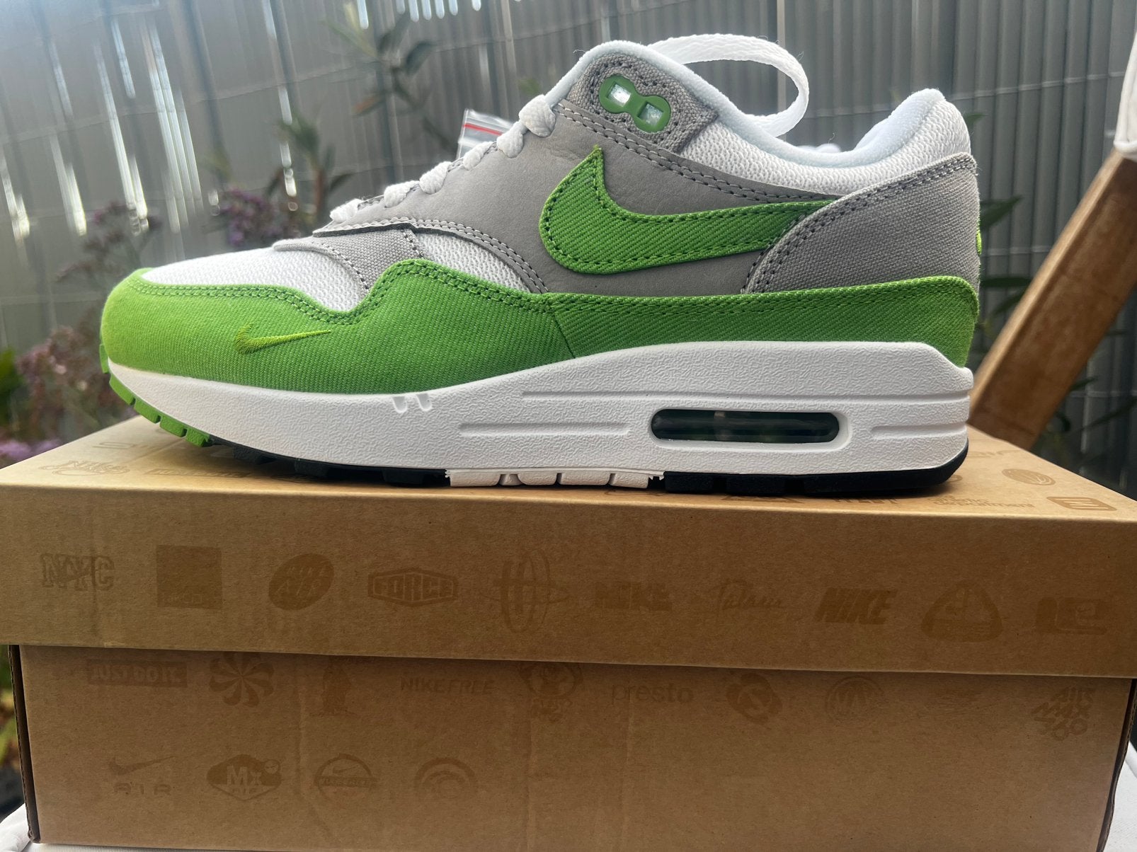 Nike Air Max 1 Chlorophyll 38, Ophalen of Verzenden, Zo goed als nieuw, Overige kleuren