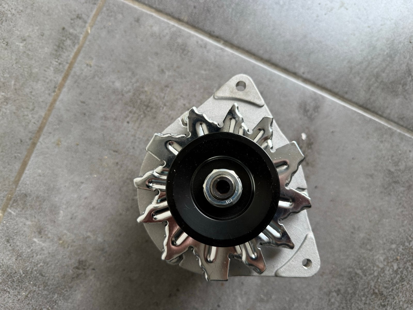 Nieuwe Dynamo 12V - Model 13107N, Ophalen of Verzenden, Nieuw, Universele onderdelen