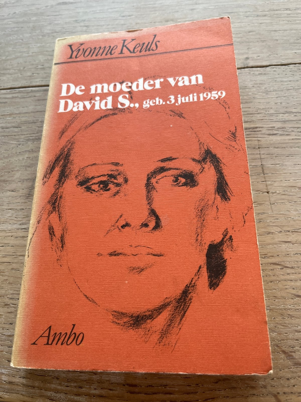 De moeder van David S. - Yvonne Keuls (Ambo), Ophalen of Verzenden, Gelezen, Overige