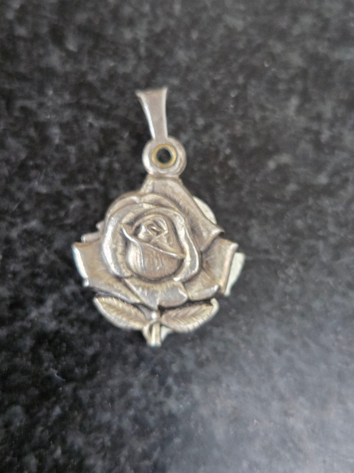 Zilveren roos hanger met Maria afbeelding, Ophalen of Verzenden, Zilver, Hanger
