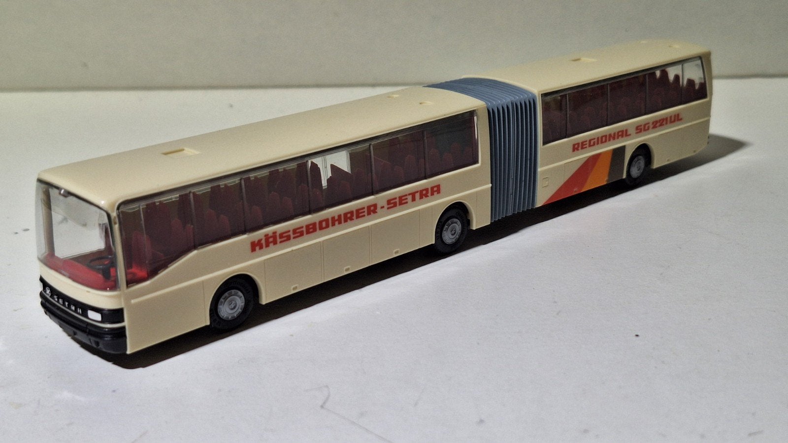 Herpa gelede bus Kässbohrer  h0, Ophalen of Verzenden, Zo goed als nieuw, Bus of Vrachtwagen, Herpa