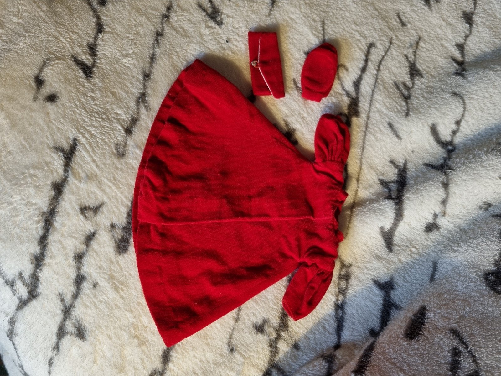 Barbie Vintage kleding "Red Flare", Verzamelen, Verzenden, Gebruikt, Kleertjes