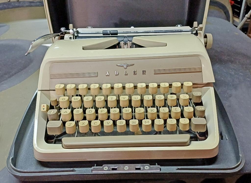 Adler typemachine, Diversen, Ophalen, Gebruikt