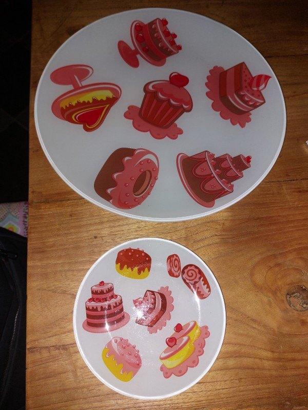 gebakset gebaksbordjes, Huis en Inrichting, Keuken | Servies, Gebruikt, Ophalen of Verzenden, Bord(en), Overige stijlen