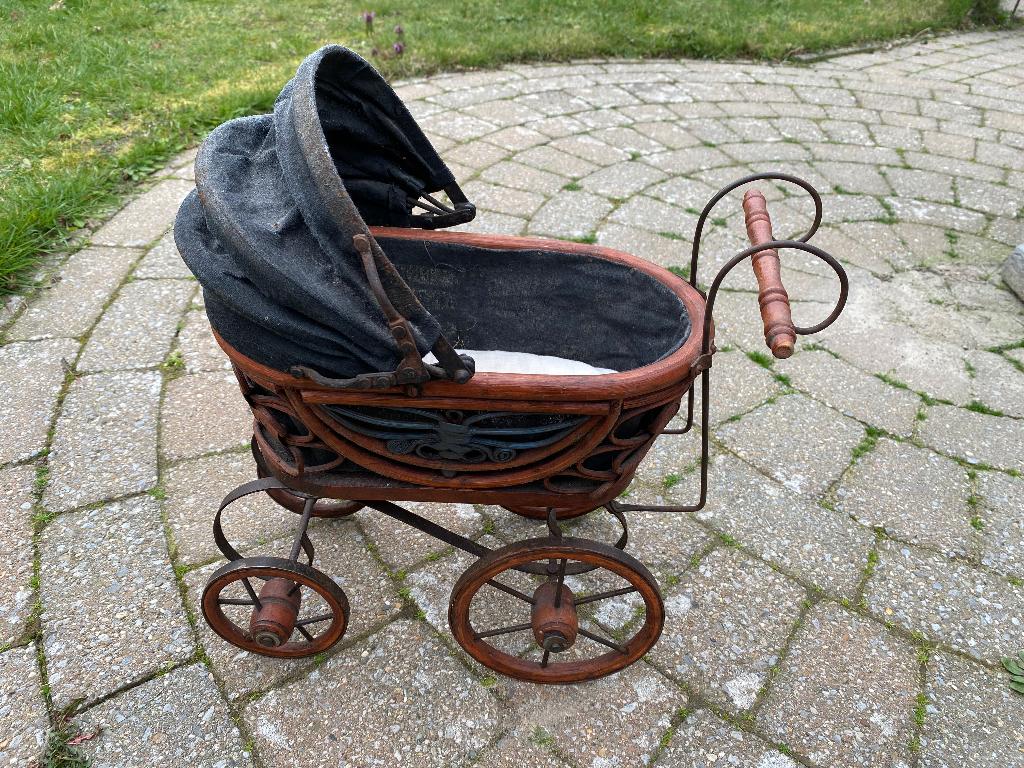 Poppenwagen heel oud, Antiek en Kunst, Antiek | Speelgoed, Ophalen