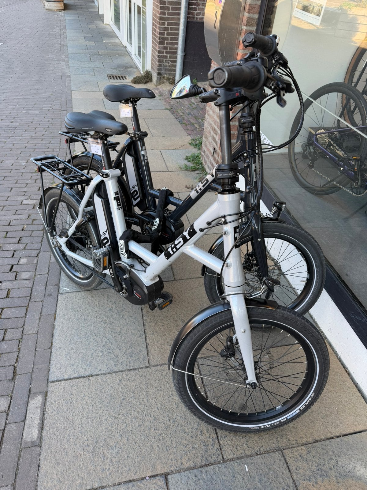 I:SY compacte E-Bikes, 2021, 6000km, 500wh Bosch perf, Fietsen en Brommers, Fietsen | Vouwfietsen, Ophalen, Zo goed als nieuw