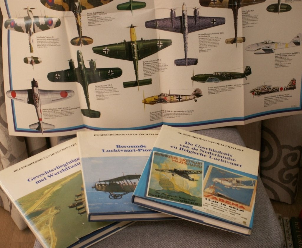 3 boeken De geschiedenis v.d. luchtvaart +poster vliegtuigen, Verzamelen, Luchtvaart en Vliegtuigspotten, Ophalen of Verzenden