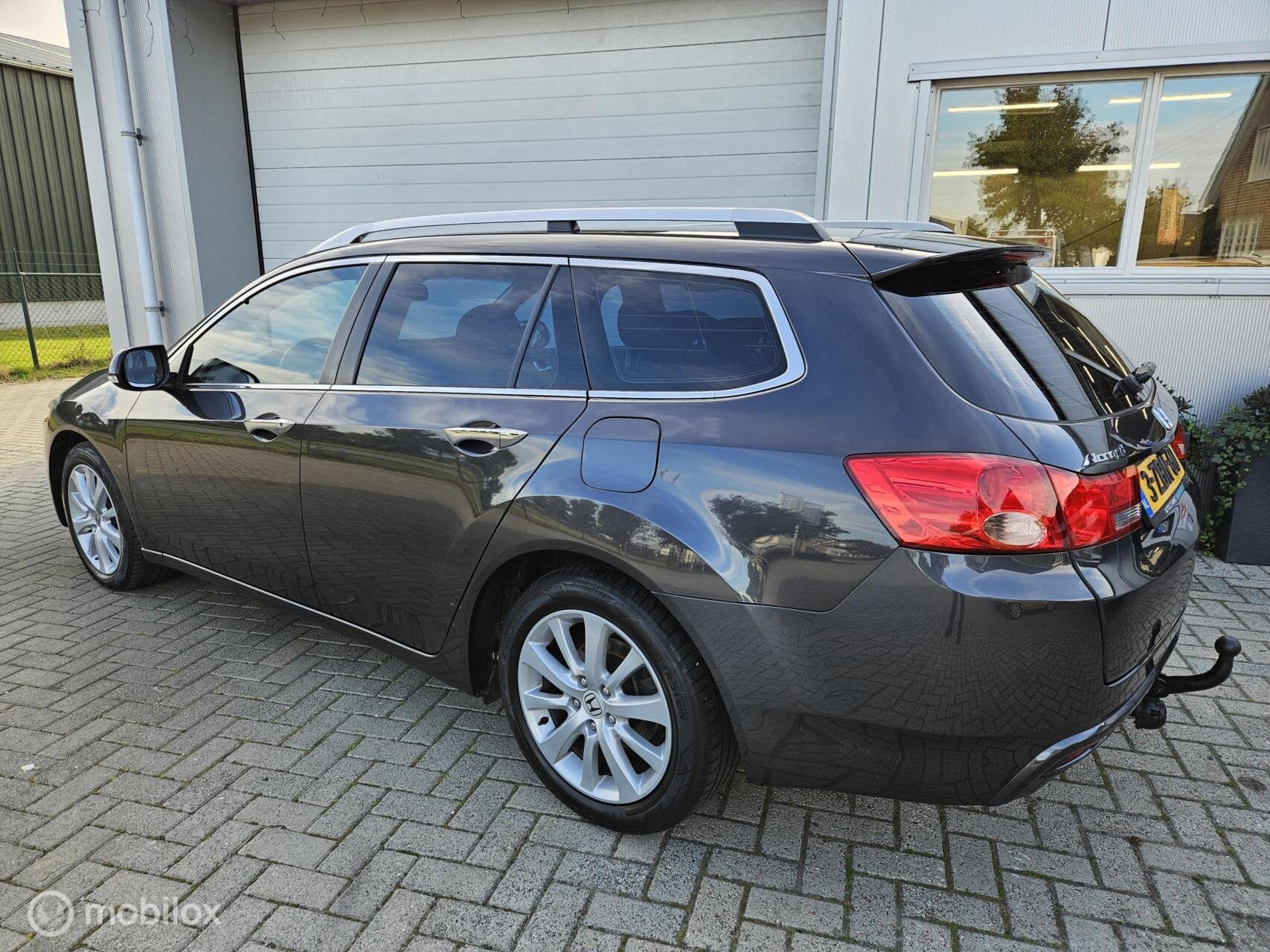 Honda Accord Tourer 2.0 Elegance zeer nette auto!, Auto's, Euro 5, Gebruikt, 14 km/l, 1500 kg