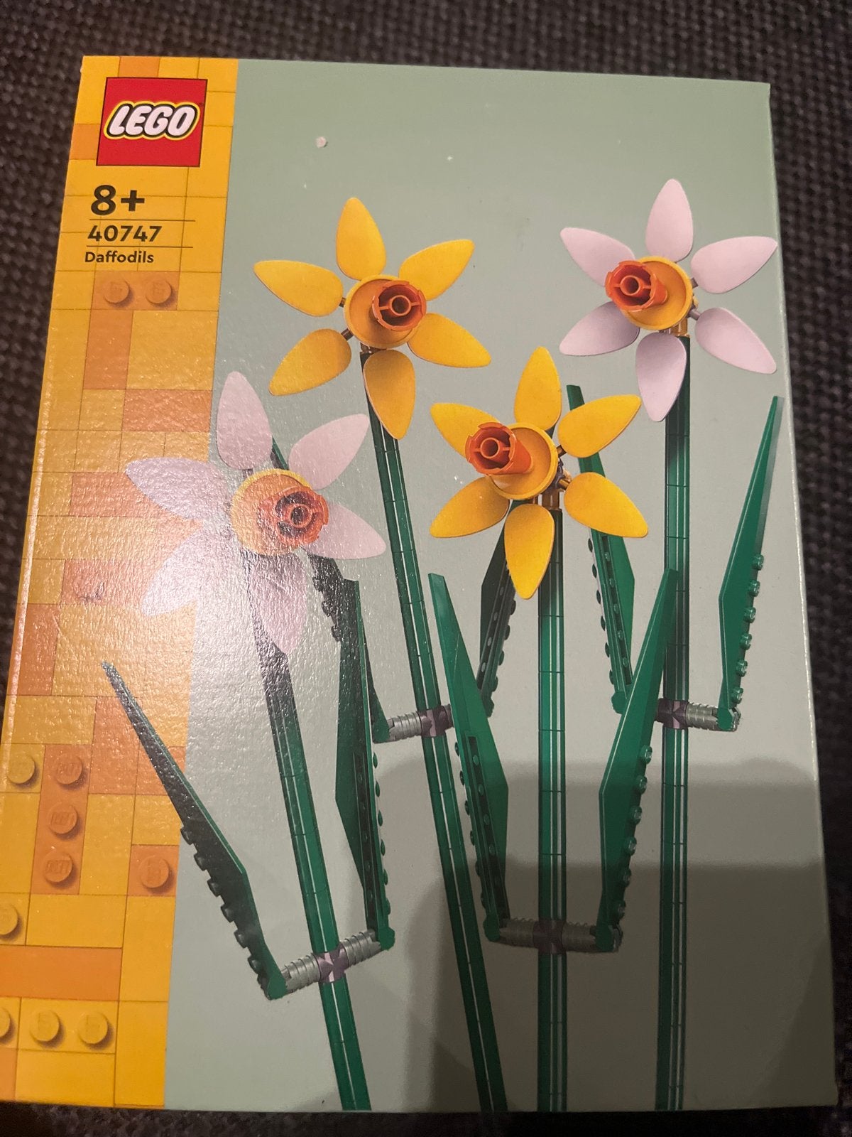 LEGO 40747 Narcissen - Nieuw in doos, Ophalen of Verzenden, Nieuw, Overige merken