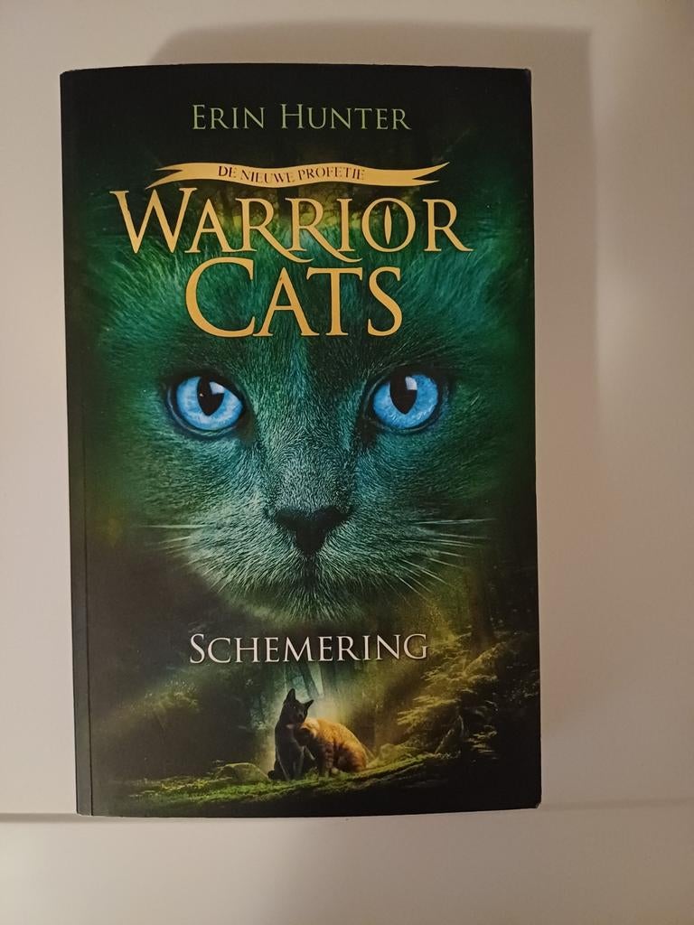 Warrior Cats: De Nieuwe Profetie - Schemering, Ophalen, Gelezen, Erin Hunter, Nederland