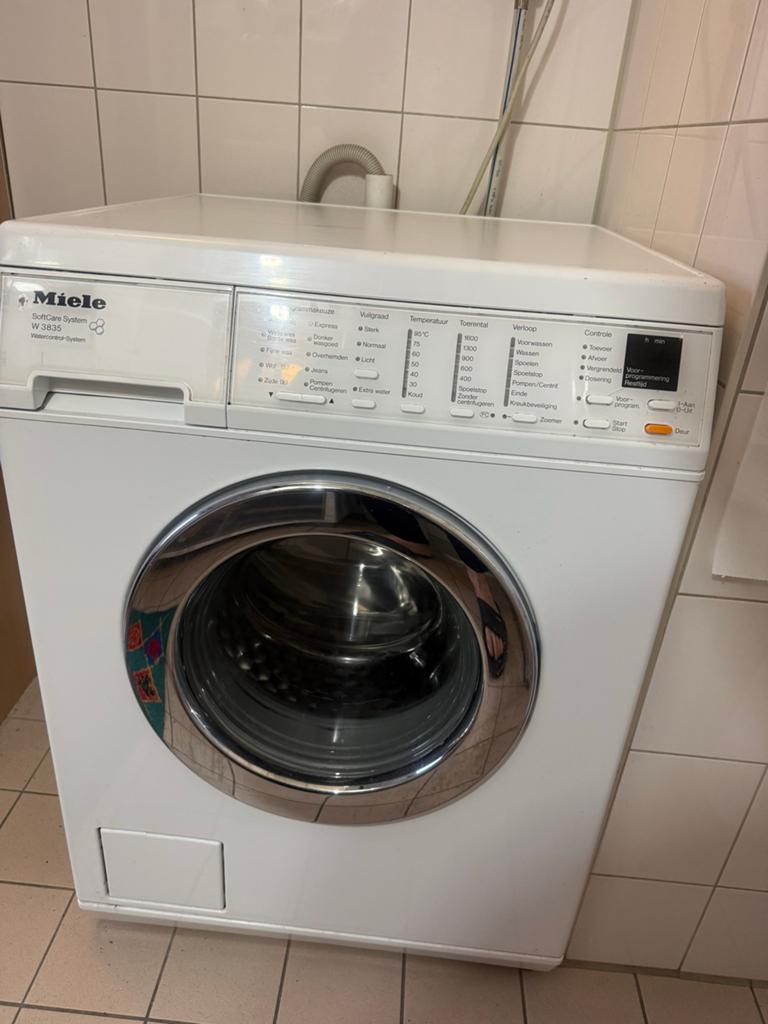 Miele wasmachine W3835, Witgoed en Apparatuur, Wasmachines, Ophalen, Zo goed als nieuw