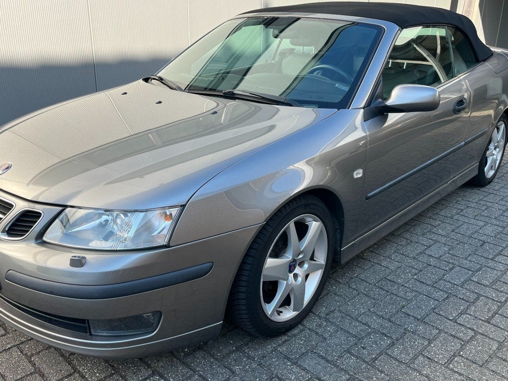 Saab 9-3 Vector/Aero  20 ltr automaat,  BTW auto  en nieuwe, Gebruikt, Huisgarantie, 4 cilinders, 4 stoelen